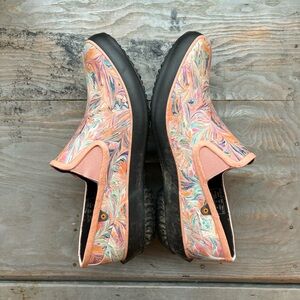 Bogs Boots Patch Slip on in marble | size 11